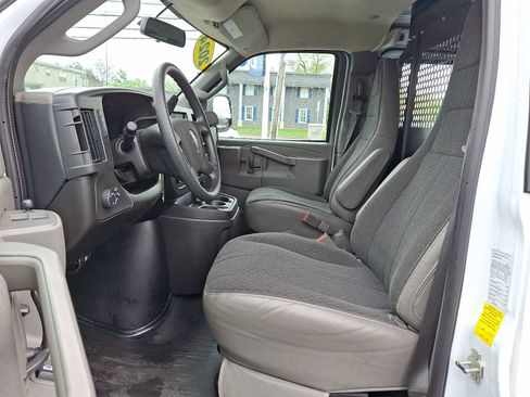 Used 2024 GMC Savana 2500 w/ Driver Convenience Package RWD image 12