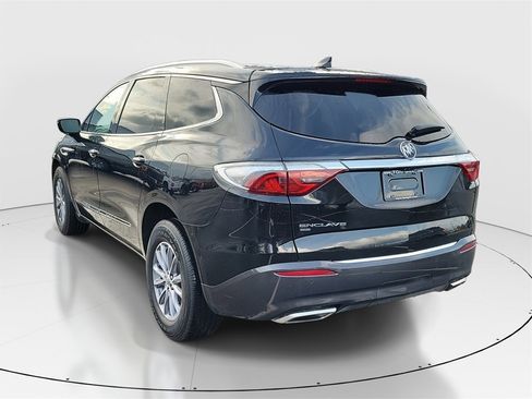 Used 2024 Buick Enclave Premium image 3