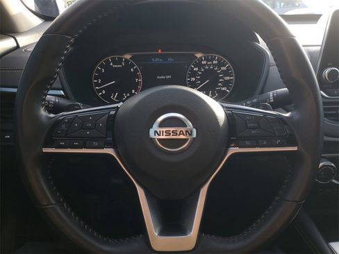 Used 2020 Nissan Altima 2.5 SR w/ Premium Package image 22