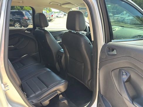 Used 2017 Ford Escape Titanium AWD/4WD image 14