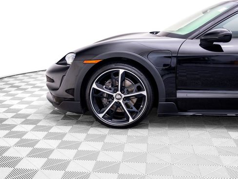 Certified 2022 Porsche Taycan 4 Cross Turismo AWD/4WD image 36