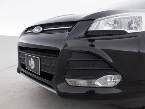 Used 2015 Ford Escape SE w/ Equipment Group 201A AWD/4WD image 15