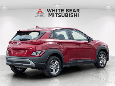 Used 2023 Hyundai Kona SE AWD/4WD image 3