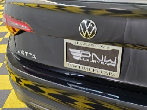 Used 2024 Volkswagen Jetta S image 13