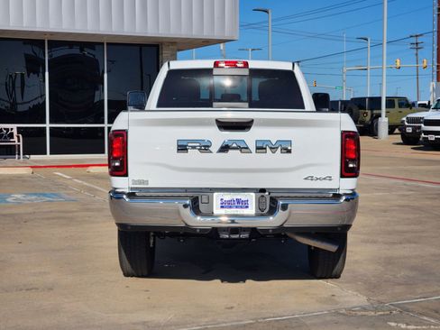 New 2026 RAM 2500 Tradesman AWD/4WD image 8