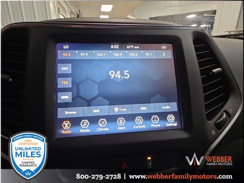 Used 2022 Jeep Cherokee Latitude Lux AWD/4WD image 18