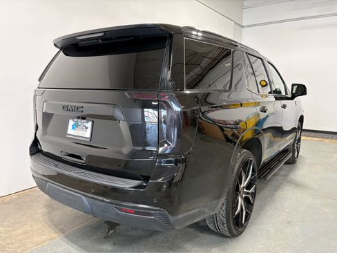 Used 2022 GMC Yukon SLT w/ SLT Luxury Package image 7