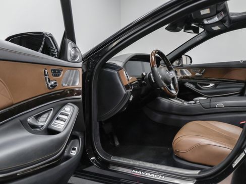 Used 2019 Mercedes-Benz Maybach S 560 4MATIC image 36