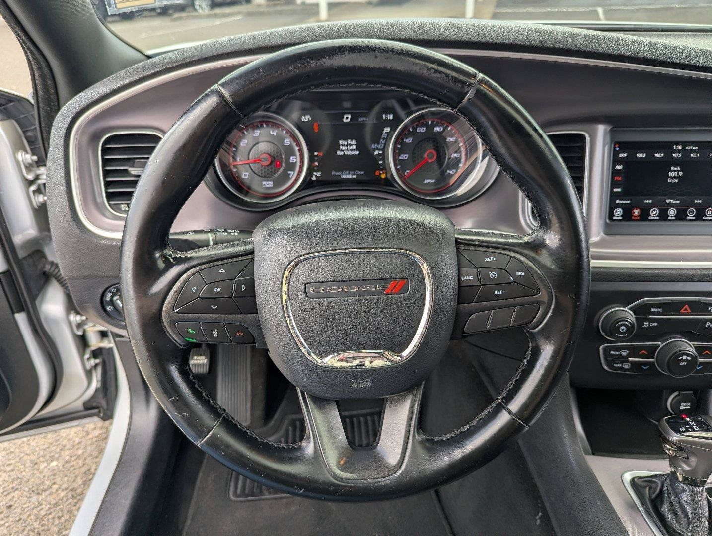 Used 2019 Dodge Charger SXT RWD image 13