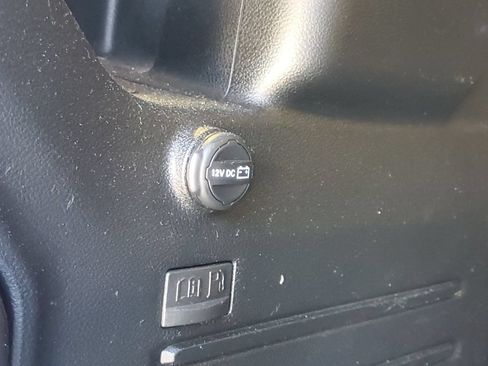 Used 2024 Jeep Wrangler Unlimited AWD/4WD image 9