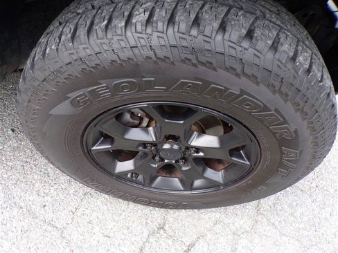 Used 2015 Jeep Wrangler Unlimited Sport w/ Quick Order Package 24S AWD/4WD image 43