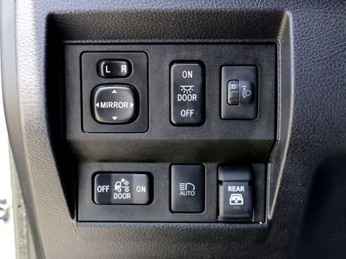 Used 2019 Toyota Tundra SR5 w/ TRD Sport Package AWD/4WD image 21