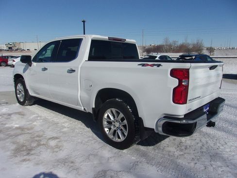Used 2019 Chevrolet Silverado 1500 LTZ w/ LTZ Premium Package image 7