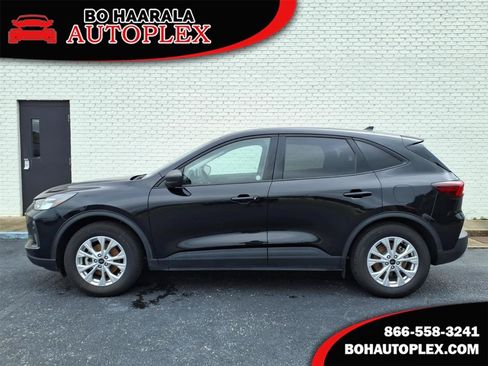 Used 2025 Ford Escape Active FWD image 1