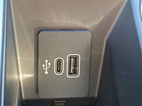 Used 2026 Lincoln Nautilus Premier w/ Equipment Group 102A image 24