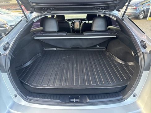 Used 2017 Toyota Prius Prime Advanced image 23