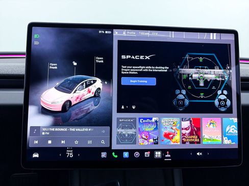 Used 2024 Tesla Model 3 Standard Range RWD image 7