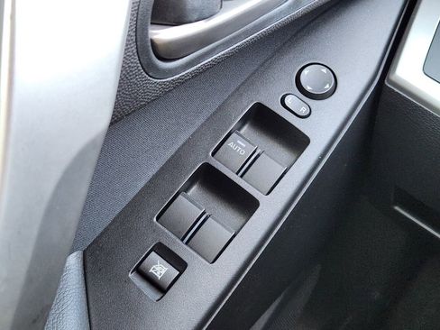 Used 2010 MAZDA MAZDA3 s Sport image 21