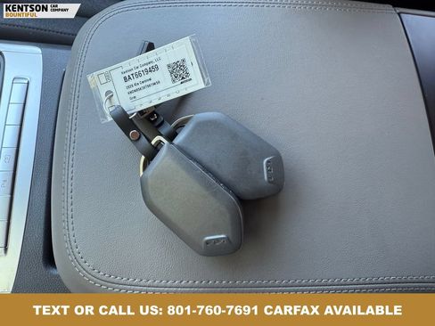 Used 2026 Kia Carnival LX FWD image 36