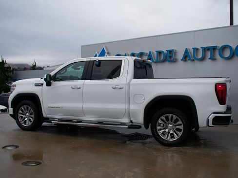 Certified 2022 GMC Sierra 1500 Denali image 6