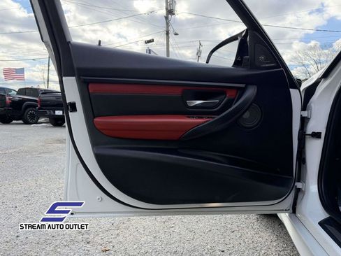 Used 2016 BMW M3 w/ Executive Package image 31