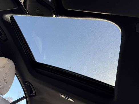 New 2026 BMW 330i Sedan w/ Convenience Package image 24