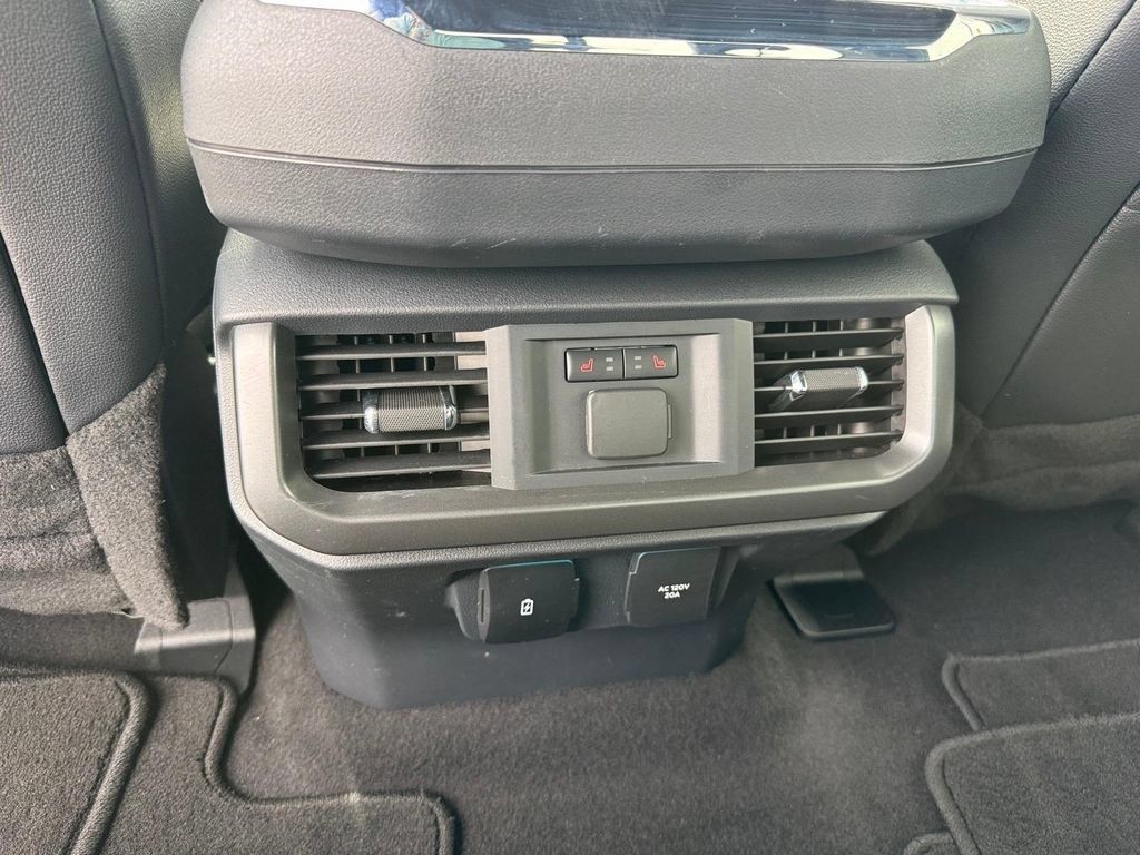 Certified 2024 Ford F150 Lariat w/ Equipment Group 502A High AWD/4WD image 11