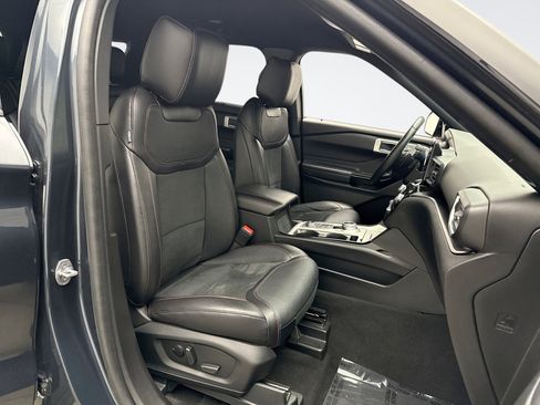 Used 2023 Ford Explorer ST w/ Equipment Group 401A image 17