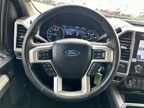 Used 2020 Ford F550 4x4 Crew Cab Super Duty w/ Lariat Value Package image 24
