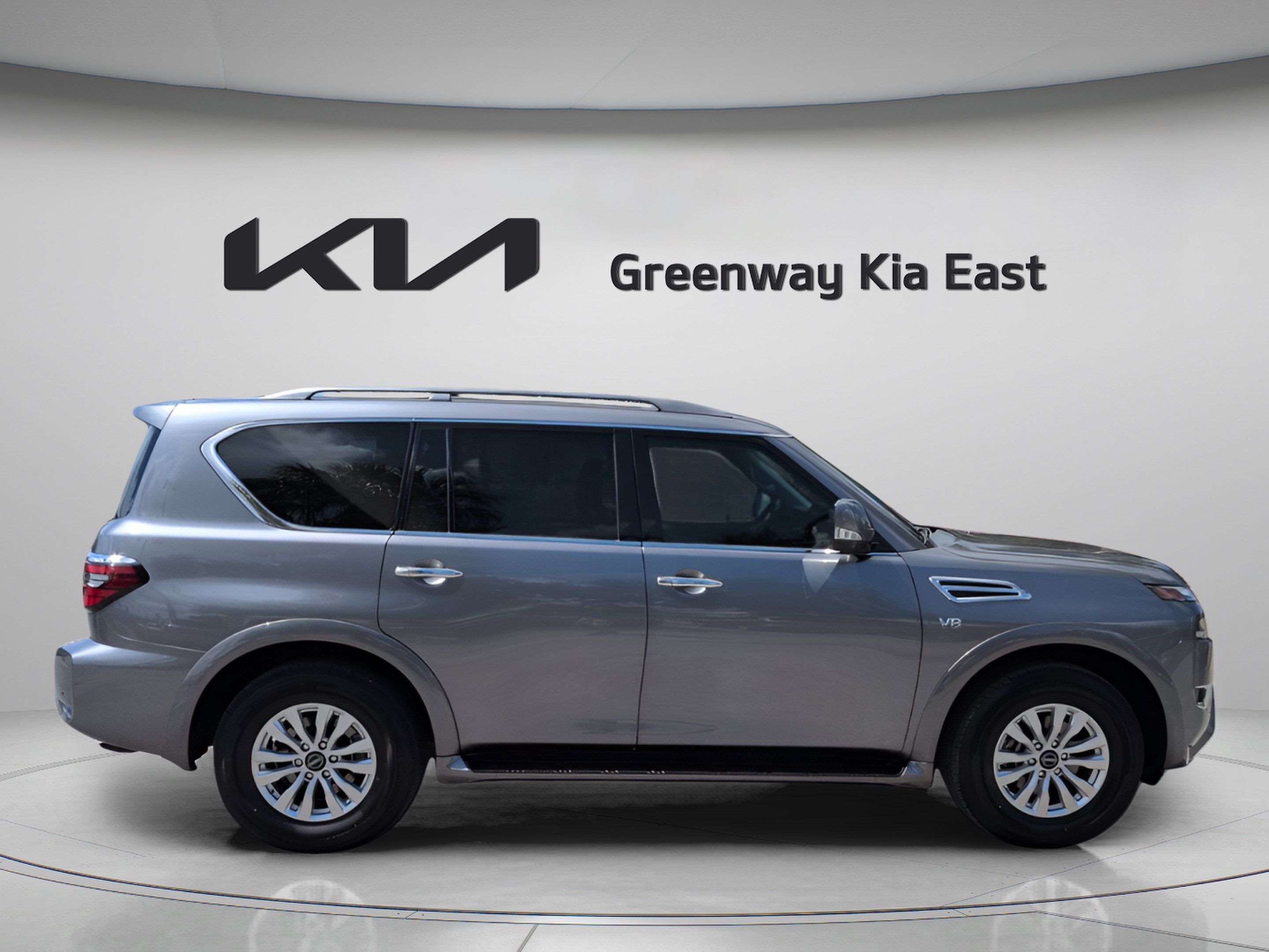 Used 2022 Nissan Armada SV w/ Cargo Package RWD image 5