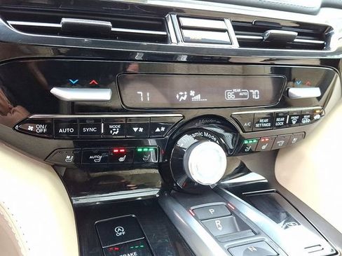 Used 2026 Acura MDX SH-AWD w/ Advance Package image 18