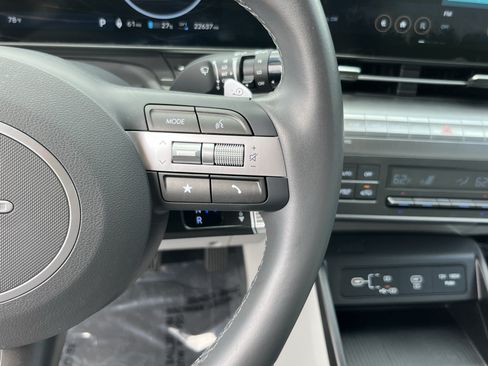 Certified 2024 Hyundai Kona SEL FWD image 21