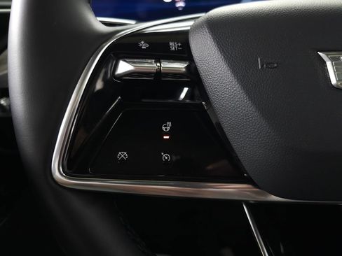 Certified 2024 Cadillac Lyriq Luxury AWD/4WD image 22