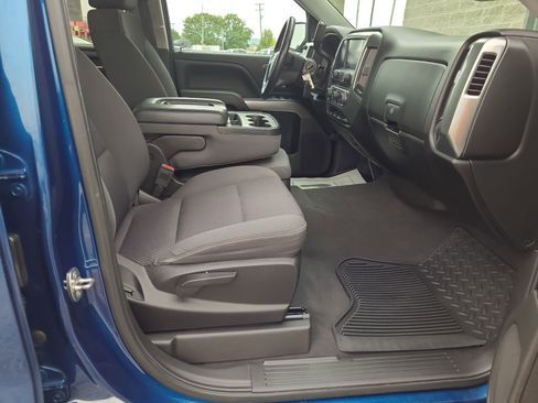 Used 2018 Chevrolet Silverado 1500 LT w/ All Star Edition image 30