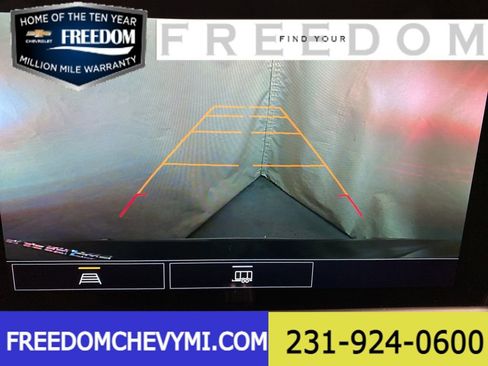 Used 2025 Chevrolet Blazer LT image 19