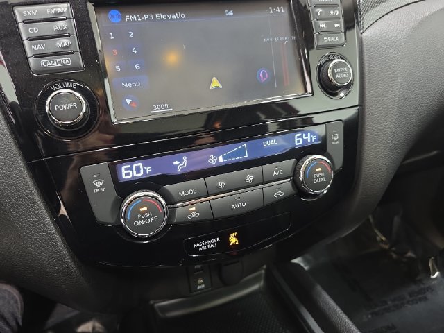Used 2016 Nissan Rogue SL w/ SL Premium Package AWD/4WD image 24