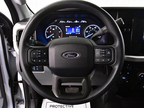 Used 2024 Ford F350 XLT image 22
