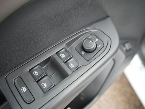 Used 2022 Volkswagen Taos SEL image 20