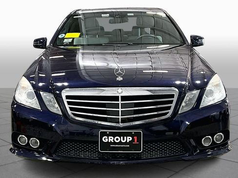 Used 2010 Mercedes-Benz E 350 4MATIC Sedan image 4