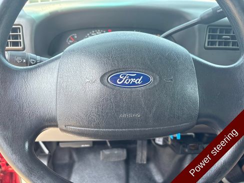 Used 2003 Ford F250 XL RWD image 9