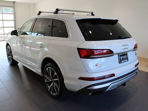 Used 2021 Audi SQ7 Premium Plus w/ Driver Assistance Package AWD/4WD image 35
