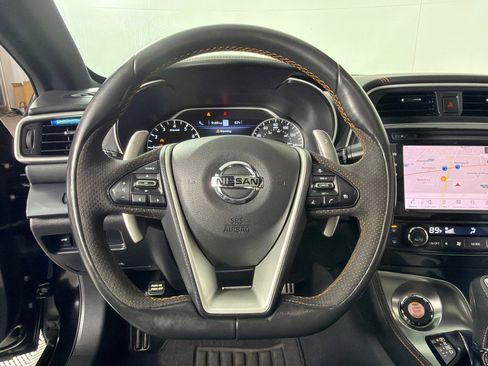 Used 2021 Nissan Maxima SR w/ Sport Mat Group image 15