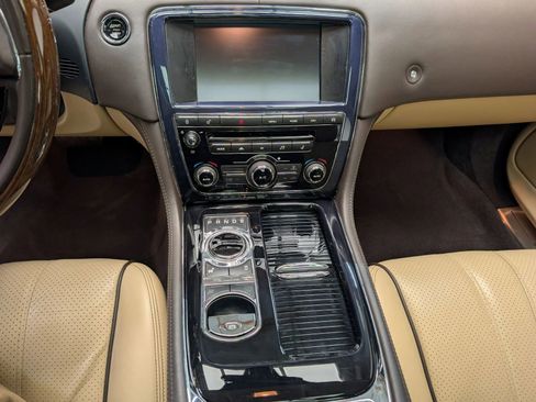 Used 2013 Jaguar XJ L Portfolio image 12