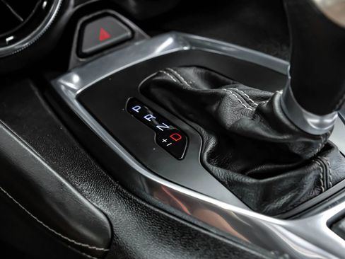 Used 2016 Chevrolet Camaro SS RWD image 27