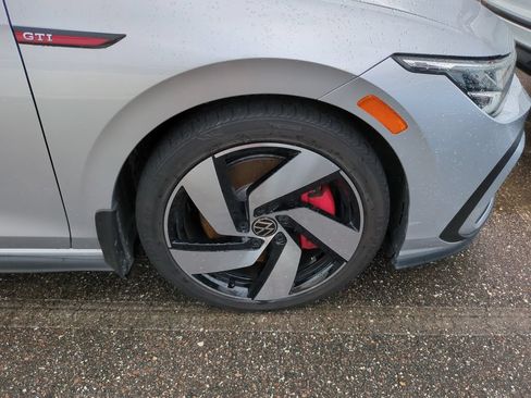 Used 2022 Volkswagen GTI S FWD image 5