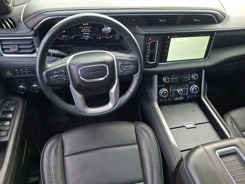 Certified 2023 GMC Yukon Denali image 12