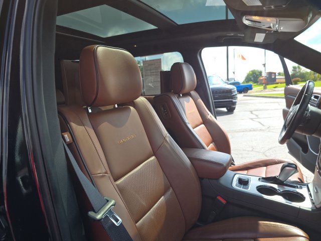 Used 2021 Jeep Grand Cherokee Summit w/ Platinum Series Group AWD/4WD image 39
