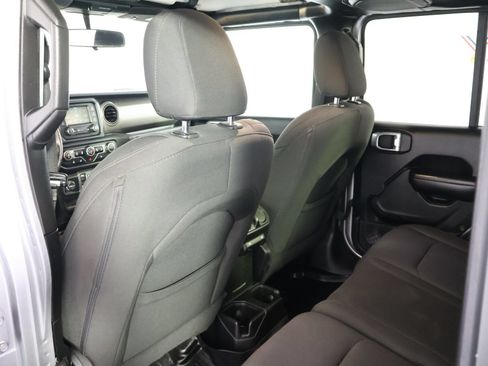 Used 2019 Jeep Wrangler Unlimited Sport S AWD/4WD image 37