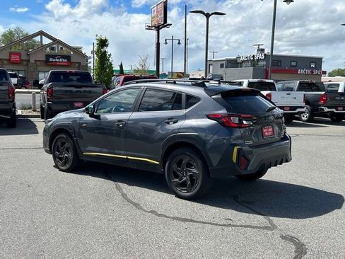 Used 2025 Subaru Crosstrek 2.5i Sport AWD/4WD image 3