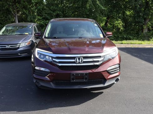 Used 2017 Honda Pilot EX-L image 2